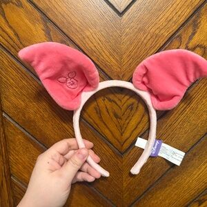 Piglet ears